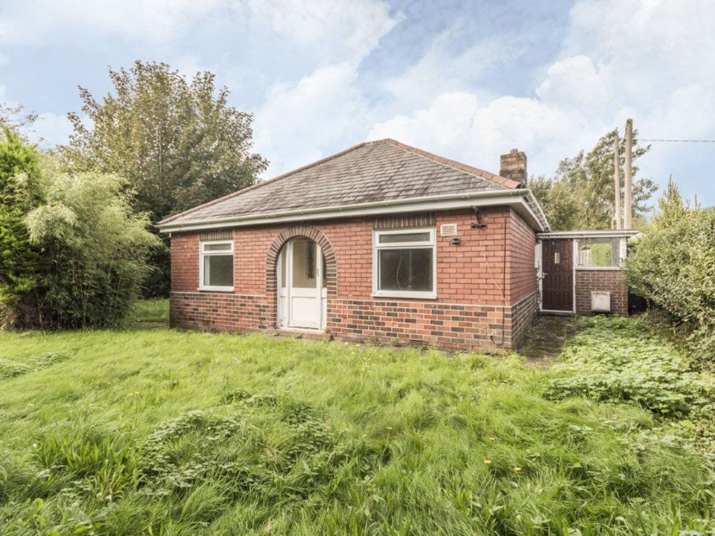 2 bed bungalow to rent in St. Annes Close, Pontnewydd, Cwmbran NP44, £700 pcm