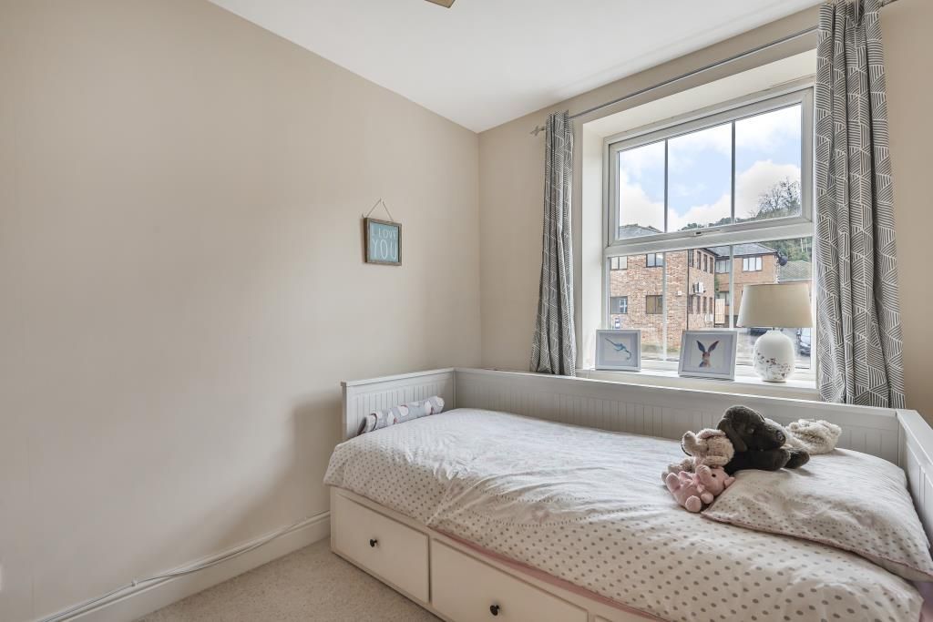 2 bed flat for sale in Chesham, Buckinghamshire HP5, £280,000