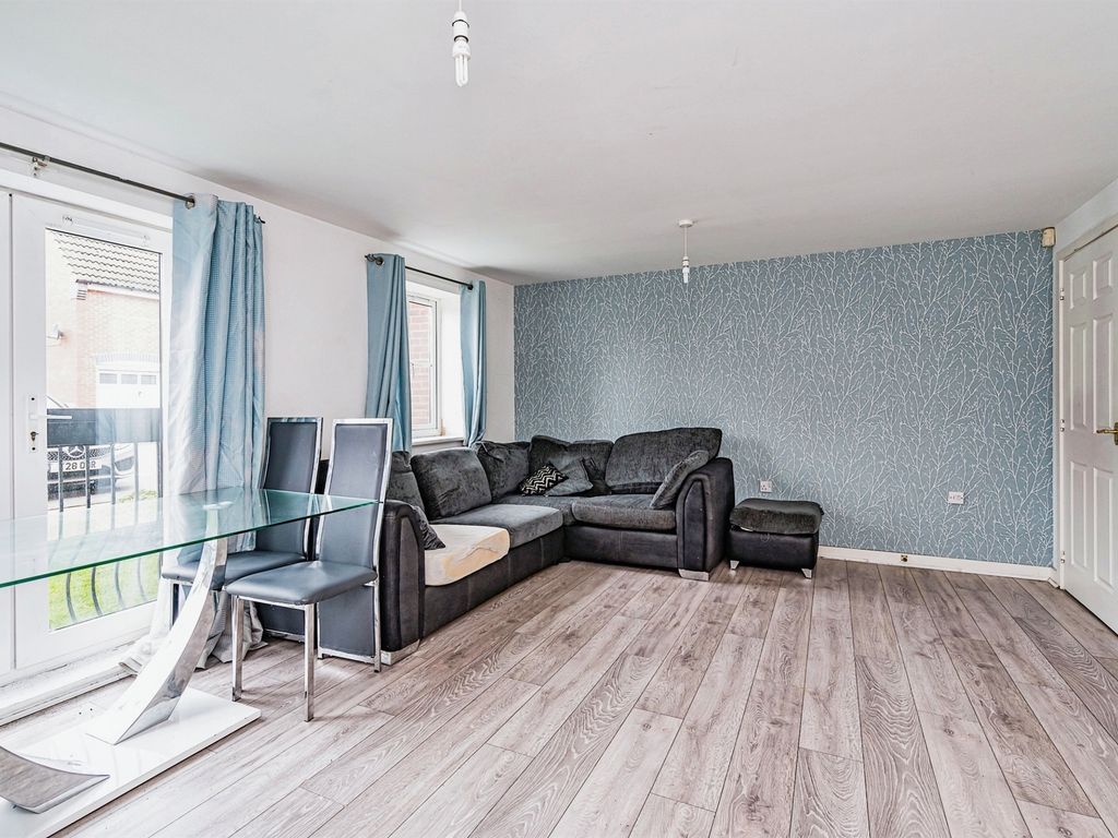 2 bed flat for sale in Anchor Drive, Tipton DY4, £120,000
