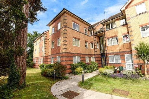 1 bed flat to rent in Hambledon Place, Bognor Regis PO21, £1,000 pcm