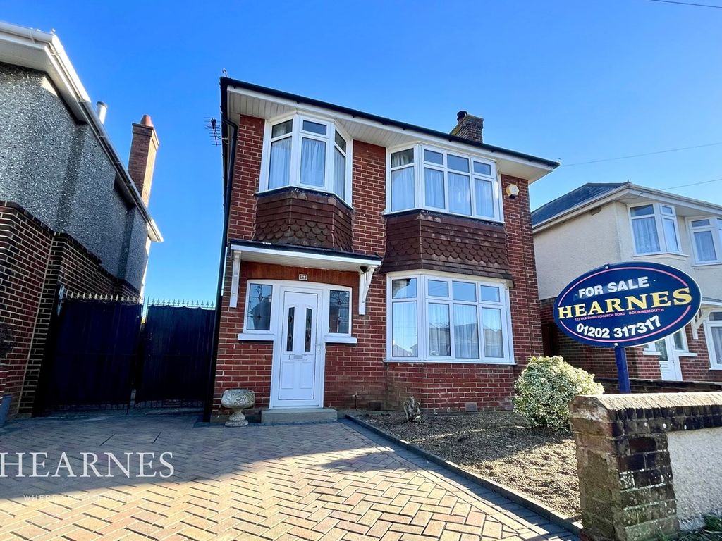 3 bed detached house for sale in Beswick Avenue, Bournemouth BH10, £400,000