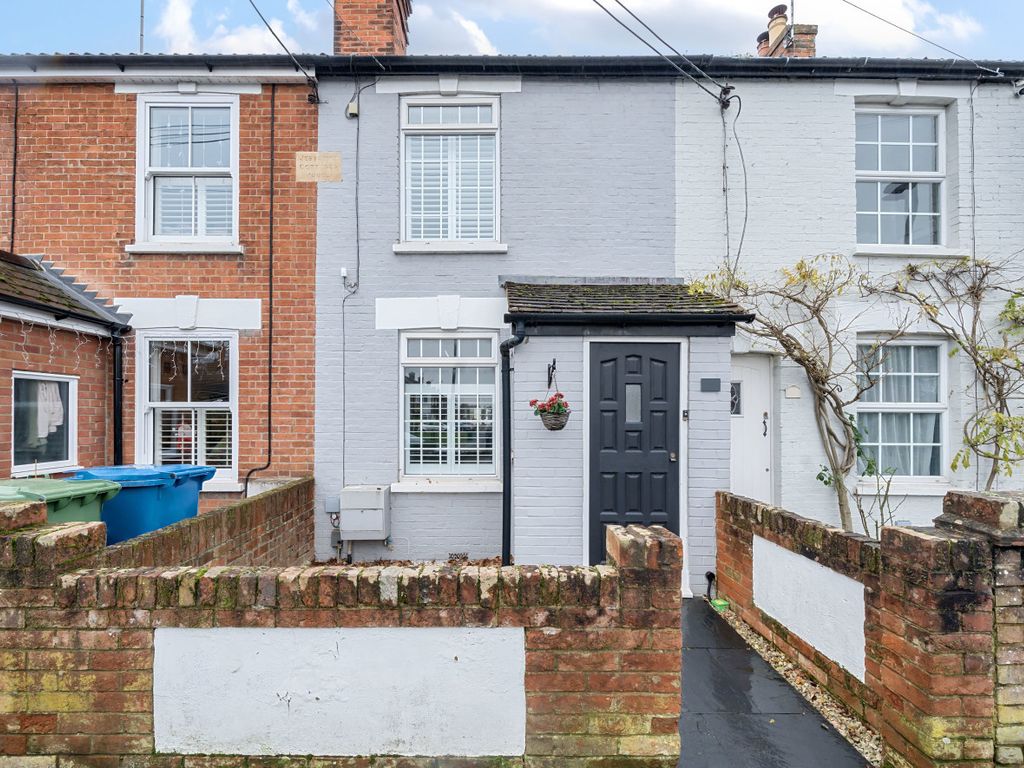 2 bed terraced house for sale in Binfield Road, Bracknell, Berkshire RG42, £350,000