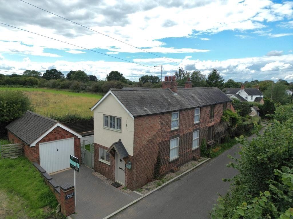 3 bed cottage for sale in Coal Pit Lane, Coton-In-The-Elms, Swadlincote DE12, £330,000