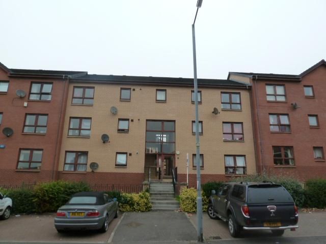 2 bed flat to rent in Grovepark Street, Glasgow G20, £895 pcm