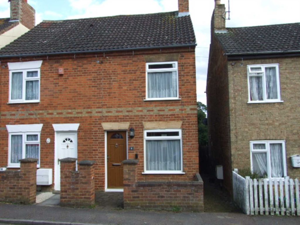 2 bed property to rent in Duke Street, Aspley Guise MK17, £1,100 pcm