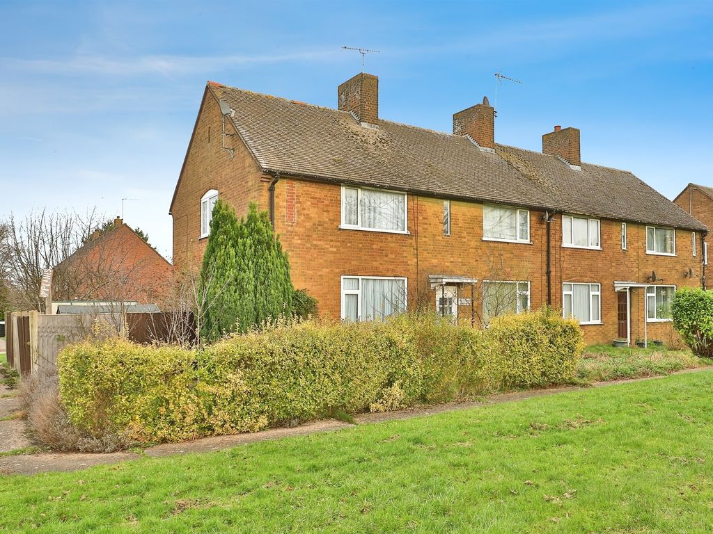 2 bed end terrace house for sale in Newall Avenue, Watton, Thetford IP25, £165,000