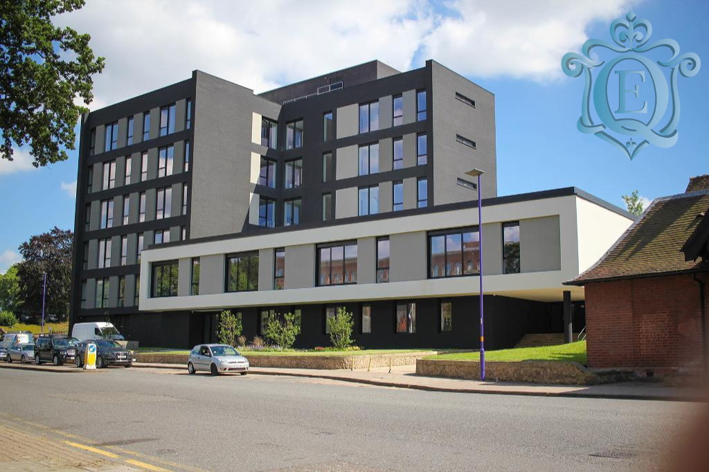 2 bed flat for sale in Bournville Lane, Birmingham B30, £185,000