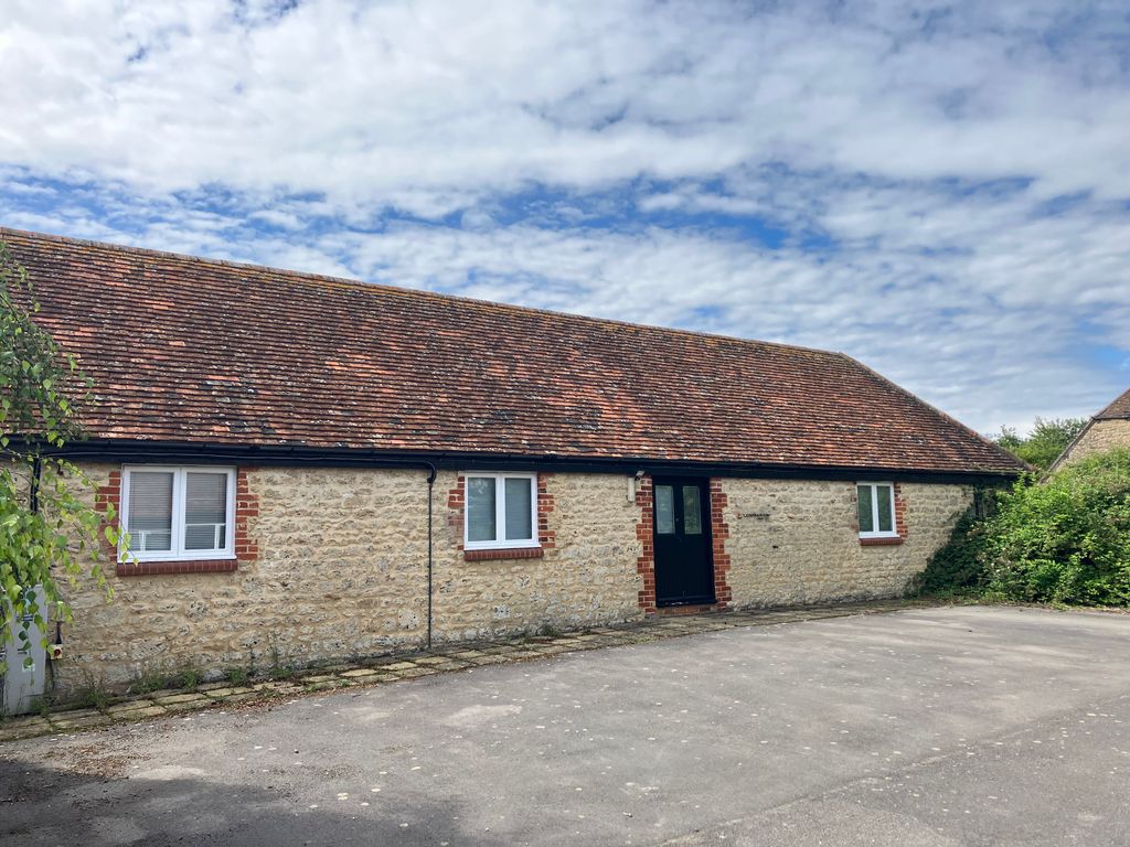 Office to let in 1 Red House Farm Barn, Grange Farm, Eynsham Road, Oxford OX2, Non quoting