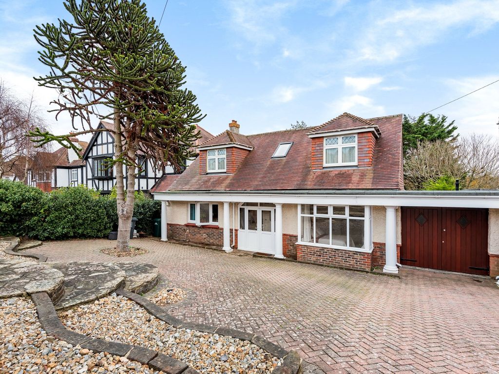 4 bed detached house for sale in Benfield Way, Portslade, Brighton BN41, £800,000