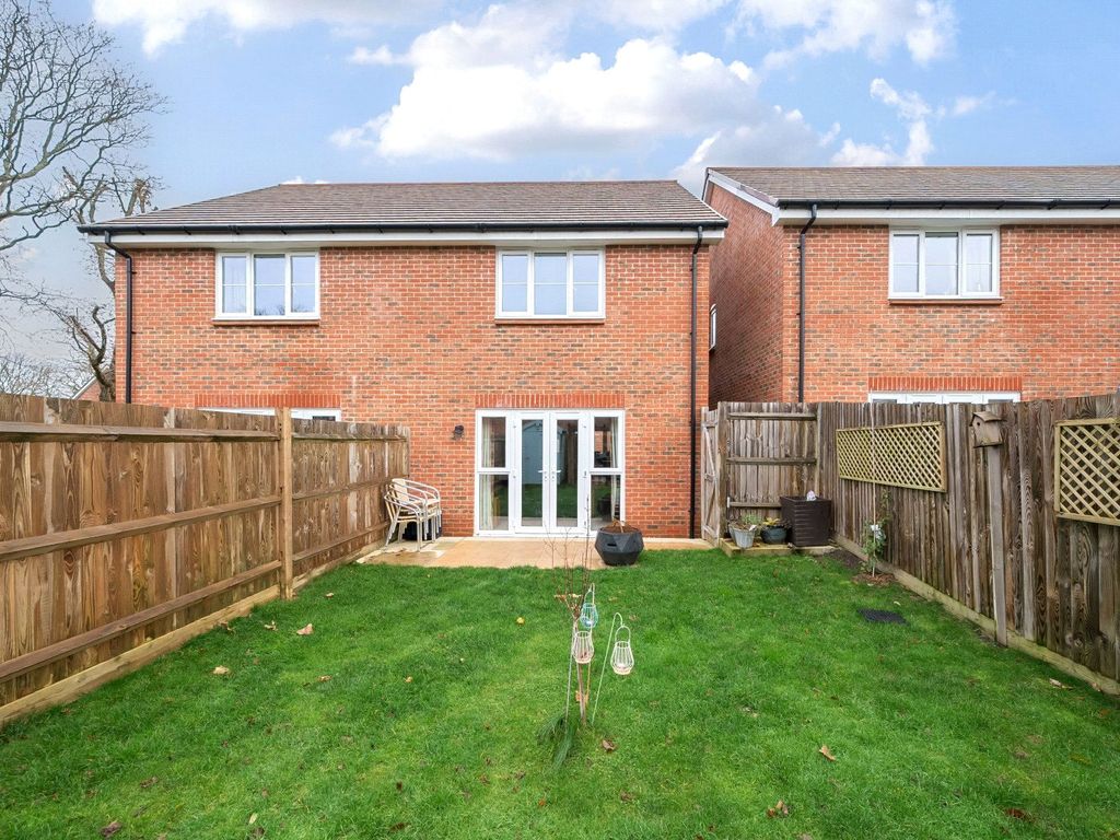 2 bed semi-detached house for sale in Farrier Lane, Cranleigh GU6, £400,000