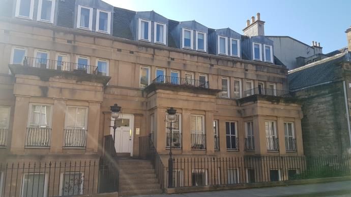 2 bed flat to rent in Gayfield Street, Edinburgh EH1, £1,400 pcm