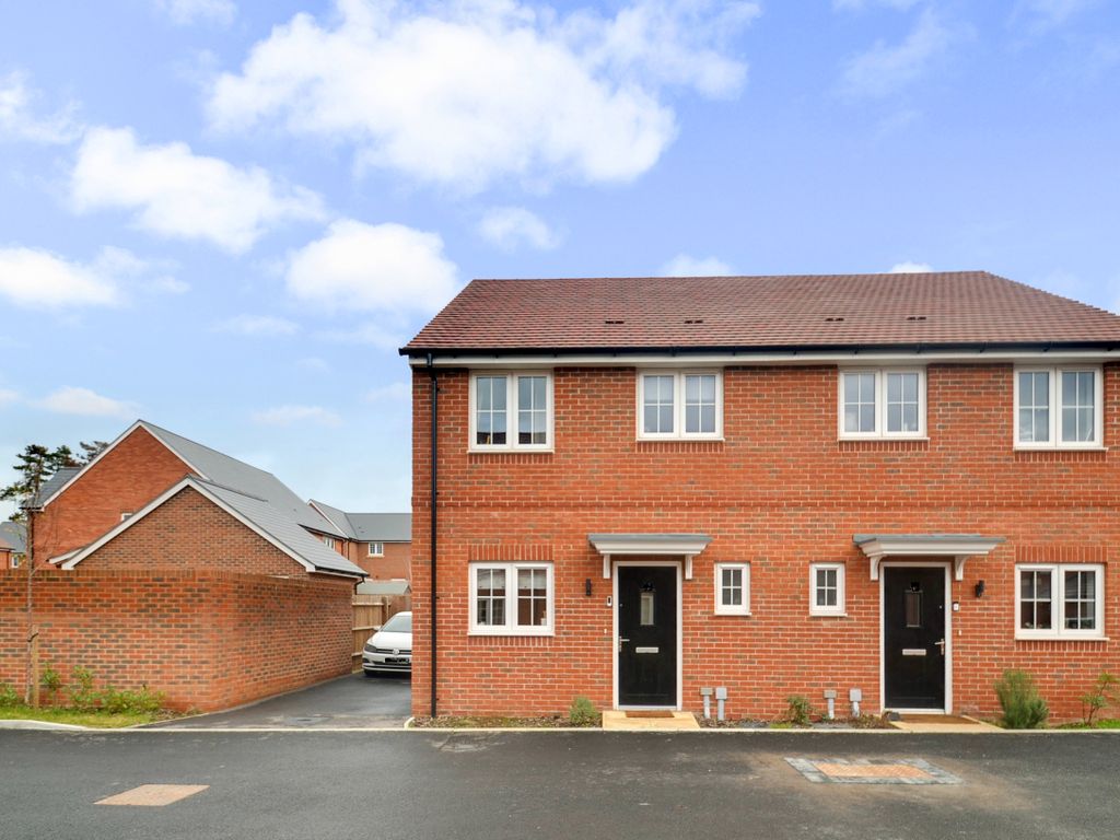 2 bed semi-detached house for sale in Coppice Piece, Benson, Wallingford OX10, £187,500