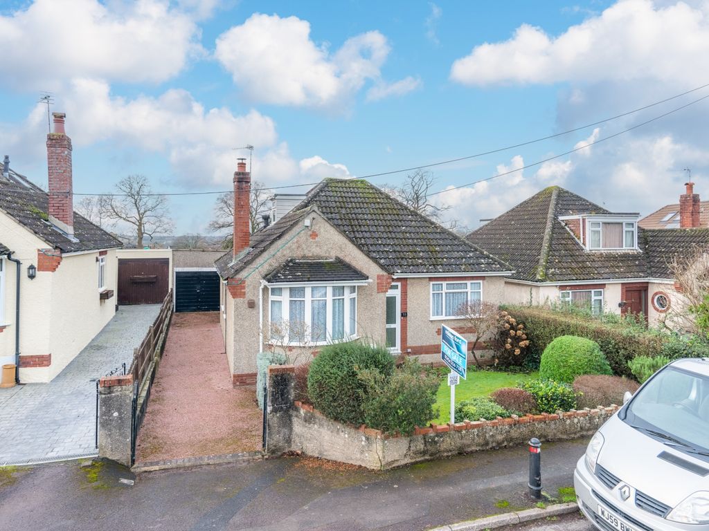 4 bed detached bungalow for sale in Frampton End Road, Frampton Cotterell BS36, £625,000
