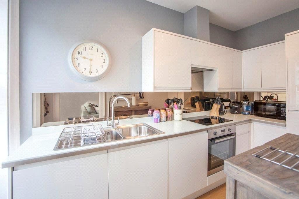 1 bed flat to rent in Argyle Street, Bath, Somerset BA2, £1,300 pcm