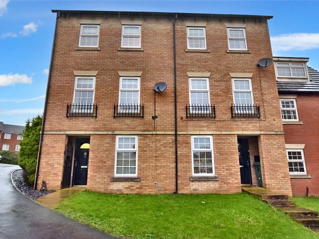 4 bed town house for sale in Raynville Gardens, Leeds, West Yorkshire LS12, £299,995