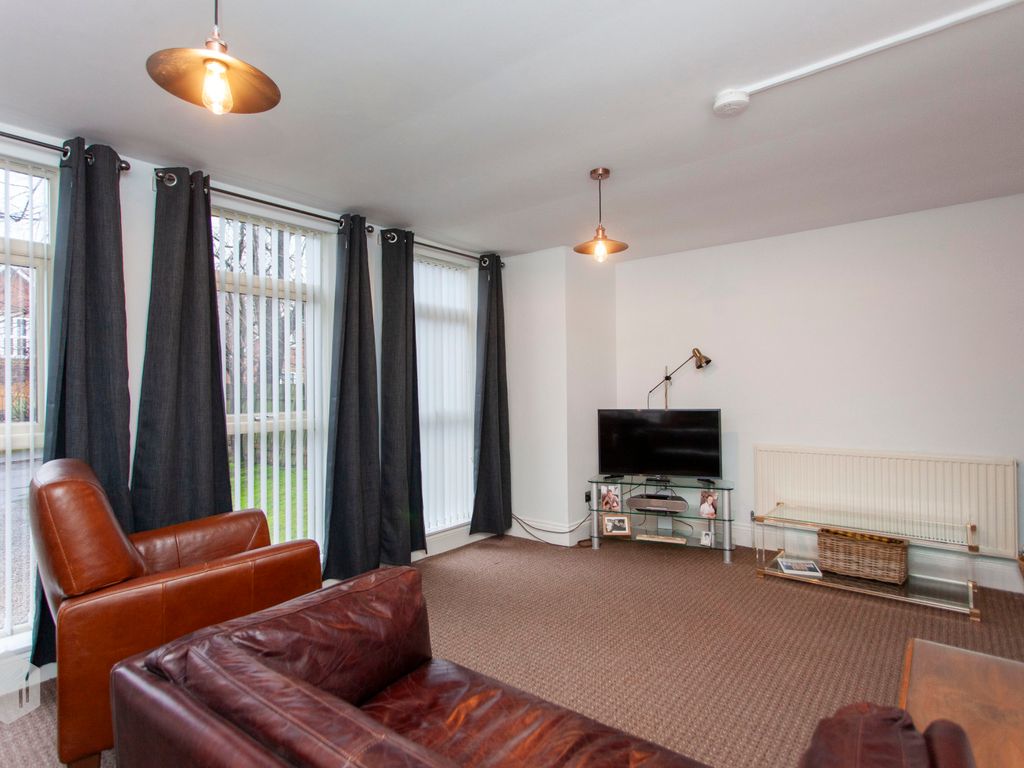 2 bed flat for sale in Albert Road, Bolton, Greater Manchester BL1, £160,000