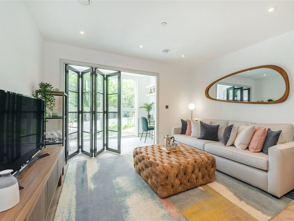 New home, 1 bed flat for sale in Clifton Mansions, Park Avenue NW2, £485,000