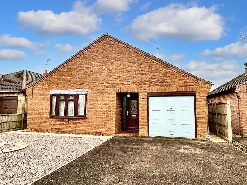 2 bed detached bungalow for sale in Ingham Hall Gardens, Parson Drove PE13, £265,000