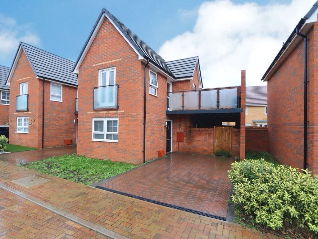1 bed detached house for sale in Osiris Grove, Brooklands, Milton Keynes, Buckinghamshire MK10, £260,000