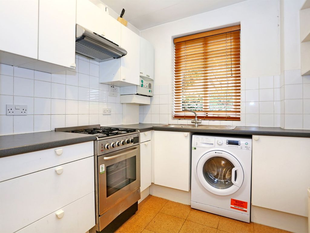 1 bed flat to rent in Overstone Road, Brackenbury Village, Hammersmith W6, £1,499 pcm