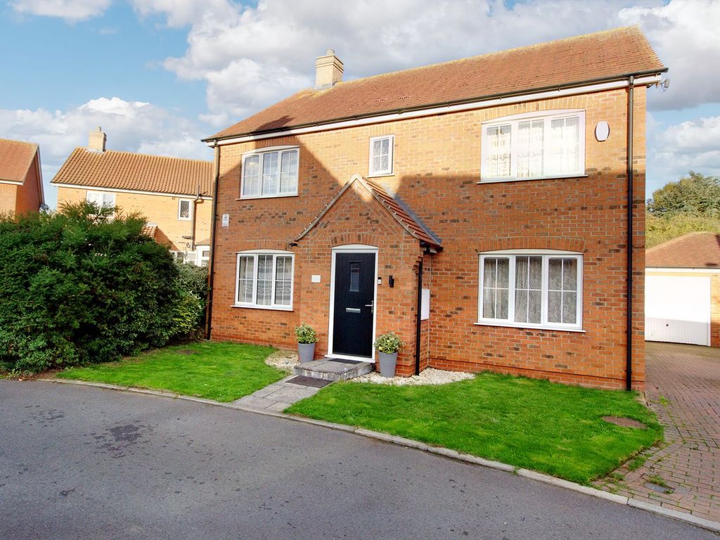4 bed detached house for sale in Pasture Lane, Scartho Top, Grimsby DN33, £260,000