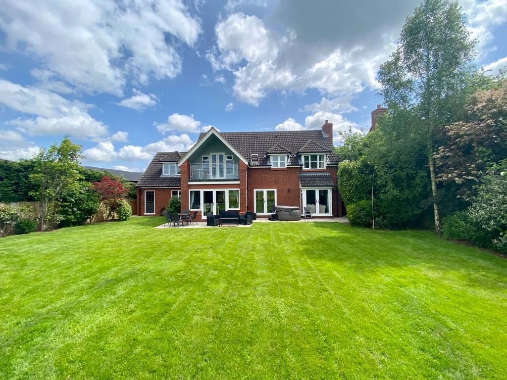 5 bed detached house for sale in Eaton Bishop, Hereford HR2, £639,500