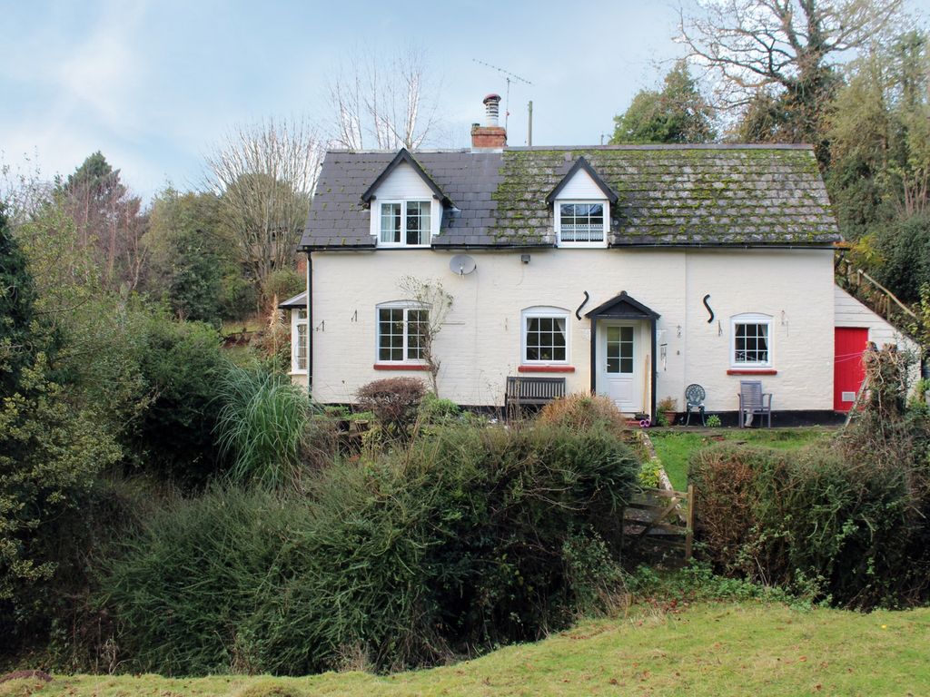 2 bed cottage for sale in Lower Frith Common, Eardiston WR15, £330,000