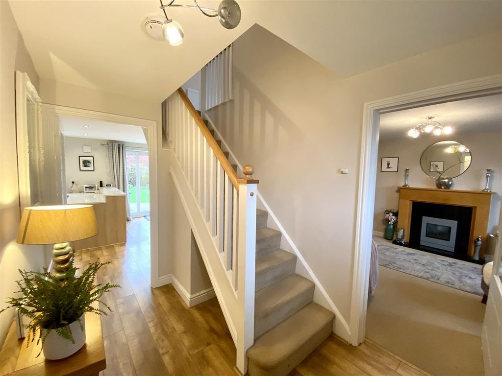 4 bed detached house for sale in Heol Sirhowy, Caldicot NP26, £439,950