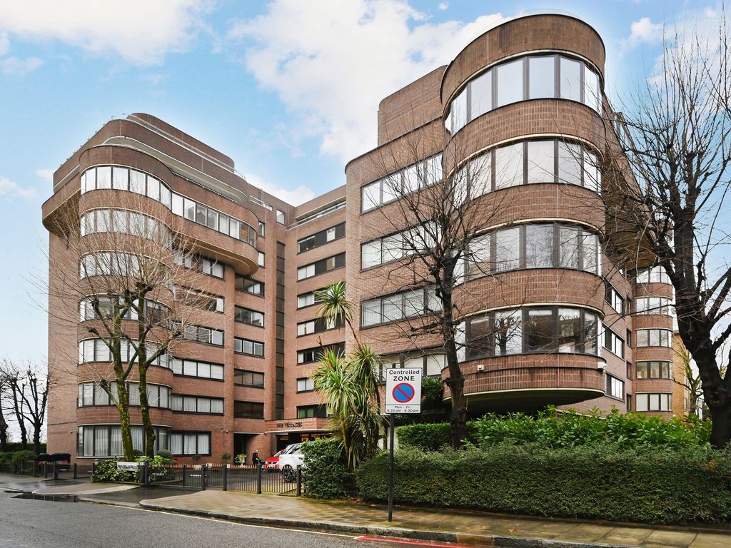 3 bed flat to rent in The Terraces, St Johns Wood NW8, £7,100 pcm