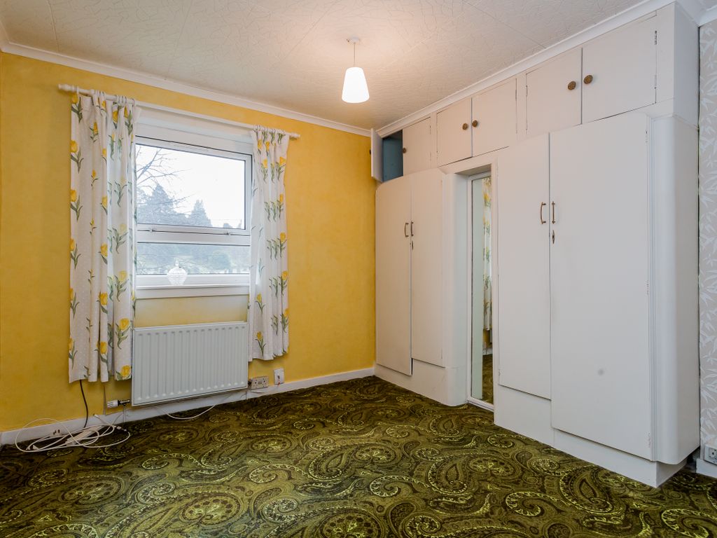 2 bed property for sale in 75 Hillview Road, Elderslie PA5, £85,000