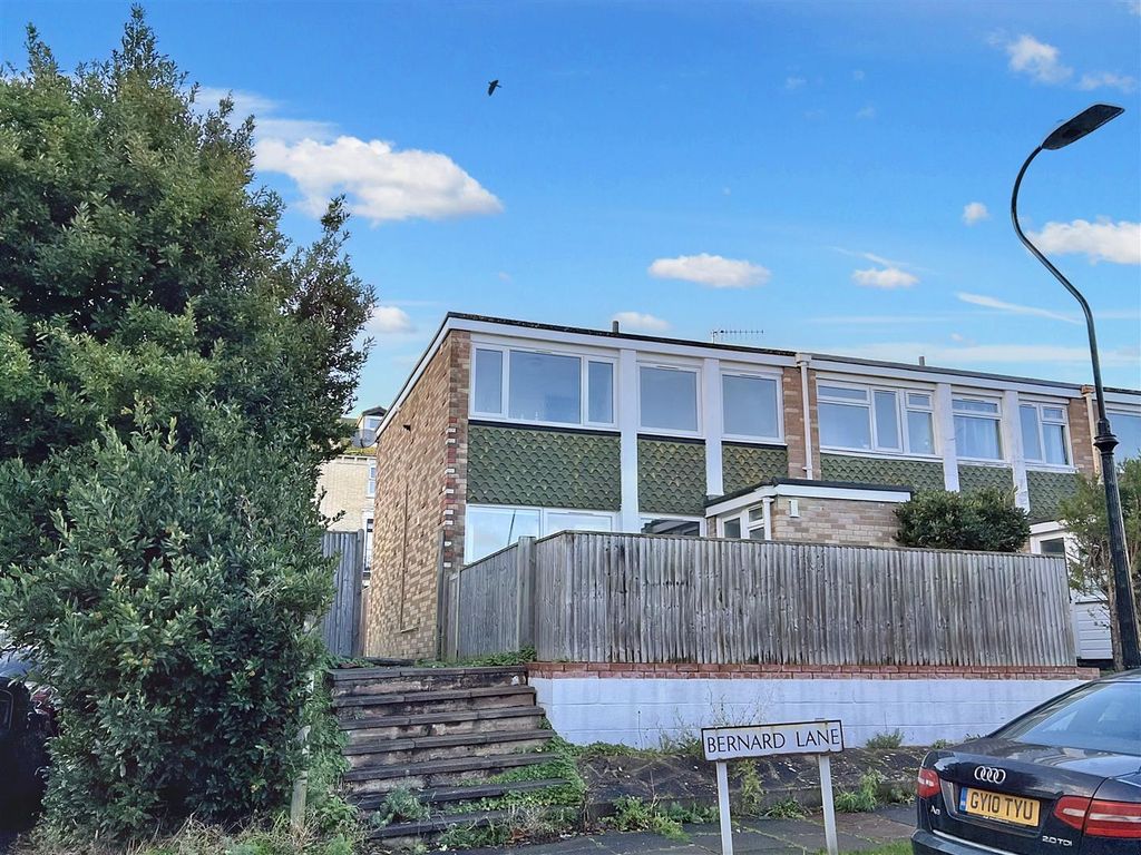 3 bed end terrace house for sale in Bernard Lane, Eastbourne BN21, £309,950
