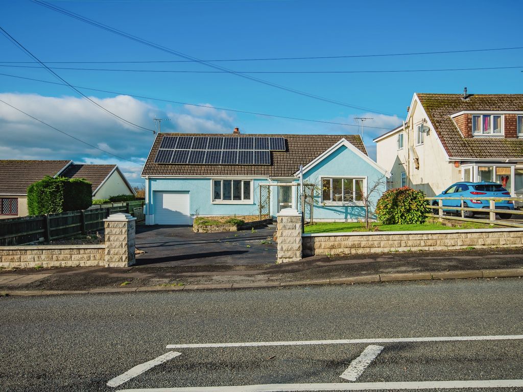 3 bed bungalow for sale in Pentlepoir, Saundersfoot, Pembrokeshire SA69, £295,000