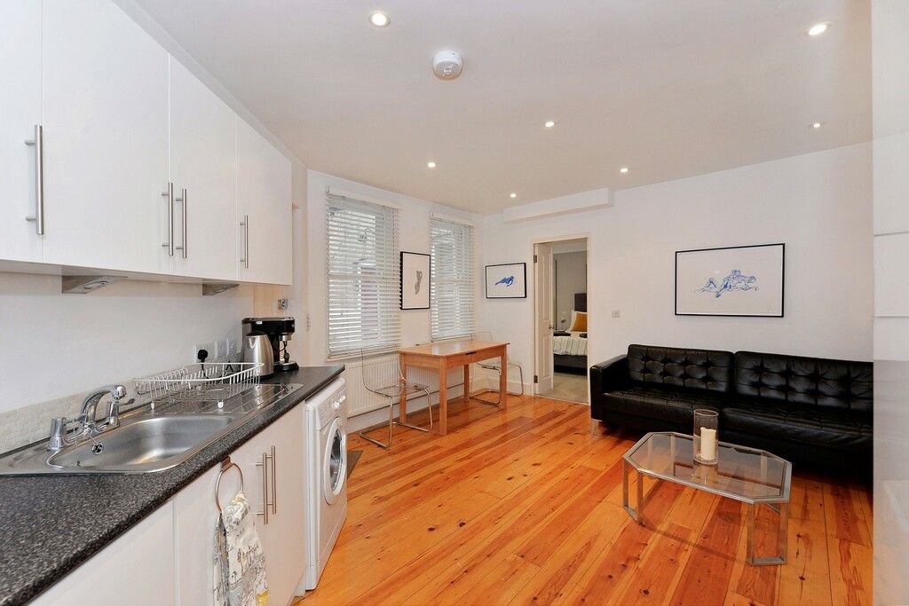 1 bed flat to rent in Salisbury Pavement, Fulham SW6, £1,746 pcm