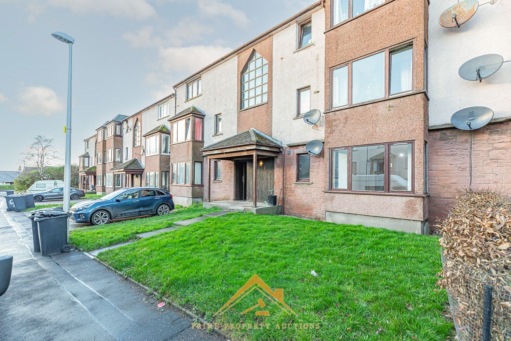 1 bed flat for sale in 12 Corries Court, Arbroath DD11, £35,000