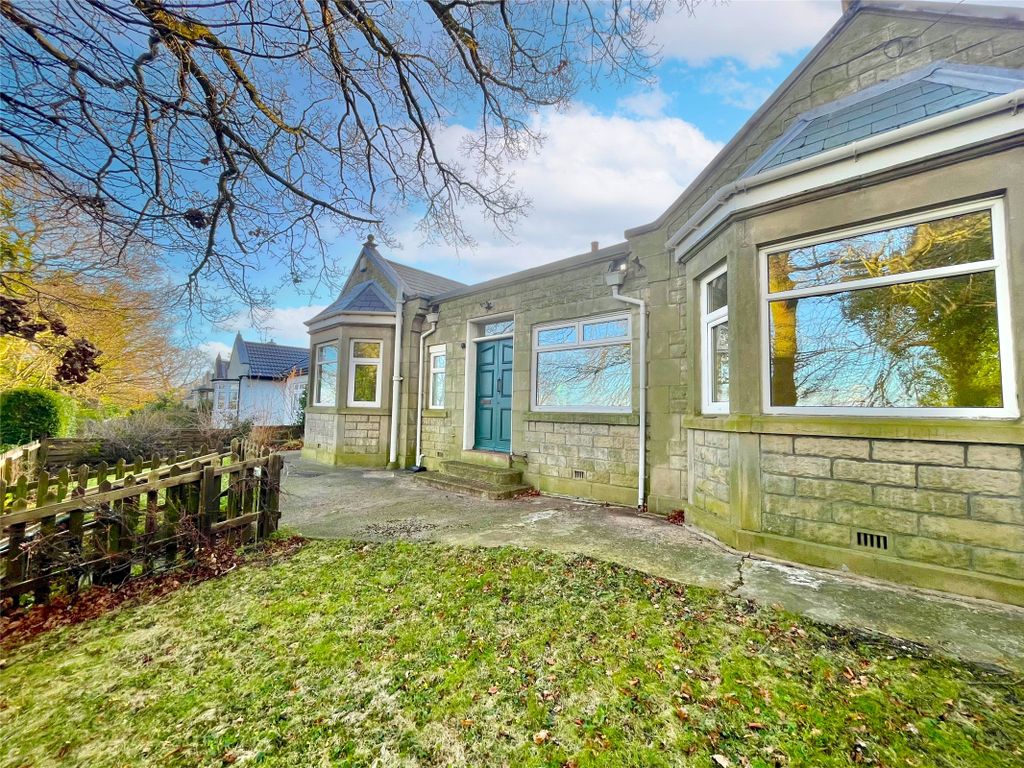 3 bed bungalow for sale in Whickham Highway, Dunston NE11, £375,000