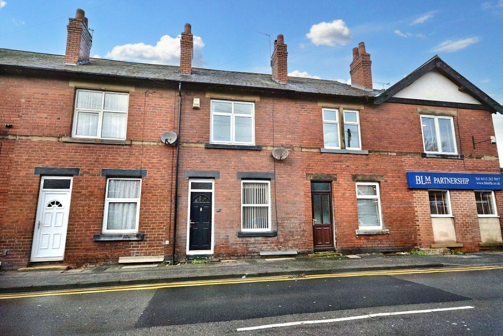 2 bed terraced house for sale in Aberford Road, Oulton, Leeds, West Yorkshire LS26, £159,995