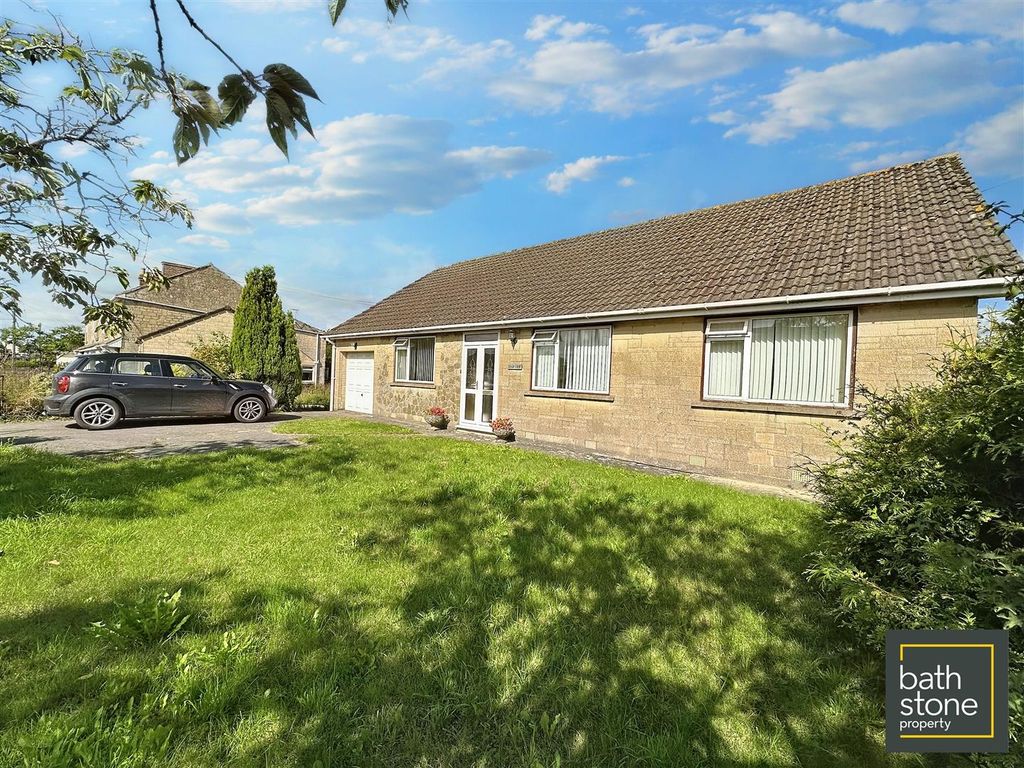 3 bed detached bungalow for sale in Tunley, Bath BA2, £585,000