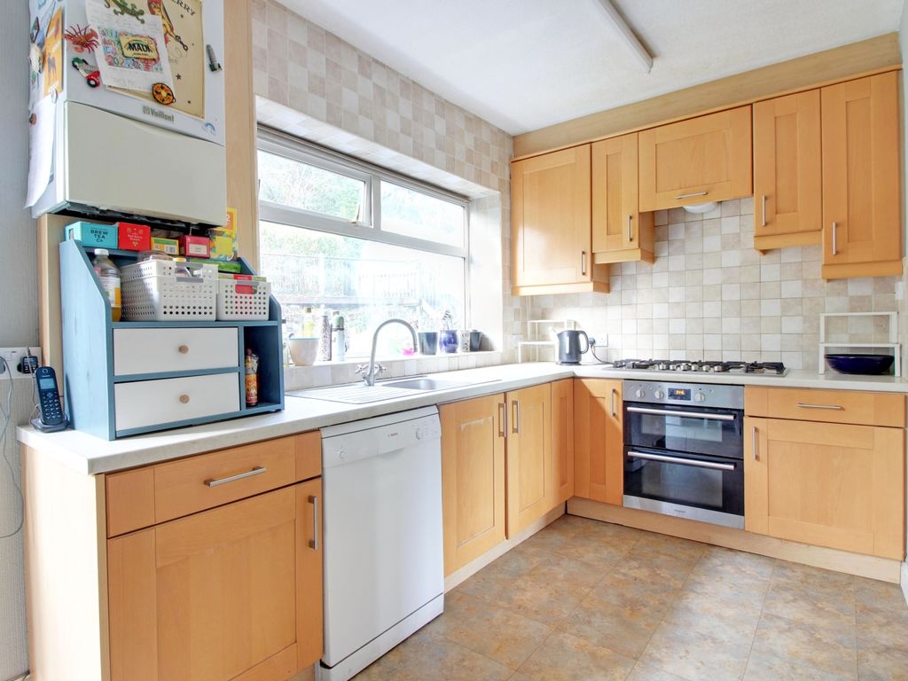 3 bed terraced house for sale in Glen View Road, Hebden Bridge HX7, £280,000