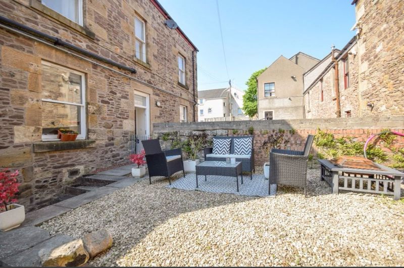 3 bed town house for sale in Bloomgate, Lanark ML11, £189,995