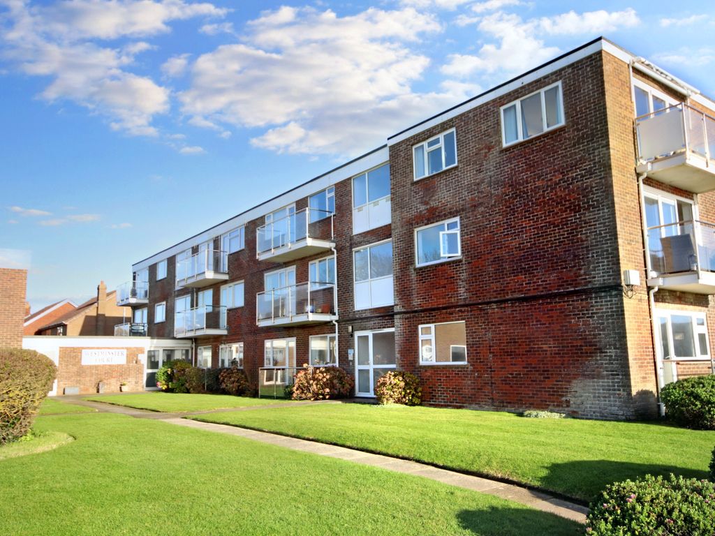 2 bed flat for sale in Marine Drive, Barton On Sea BH25, £295,000