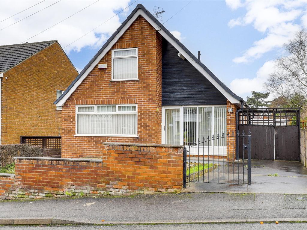 3 bed detached house for sale in Acton Road, Arnold, Nottinghamshire NG5, £300,000