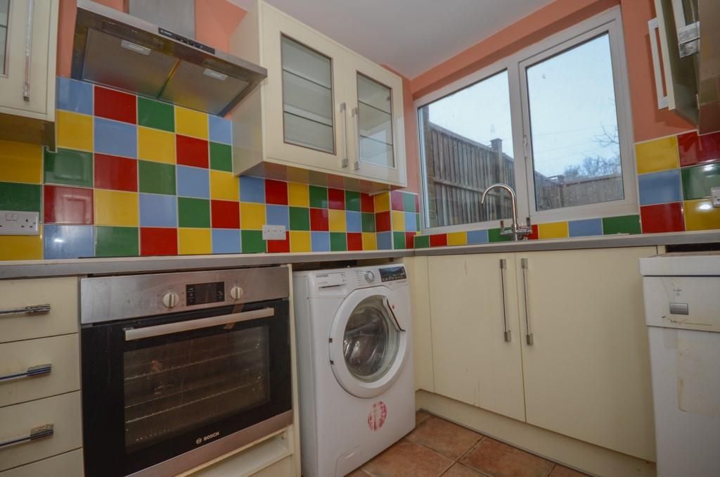 3 bed terraced house for sale in Maple Walk, Pucklechurch, Bristol BS16, £235,000