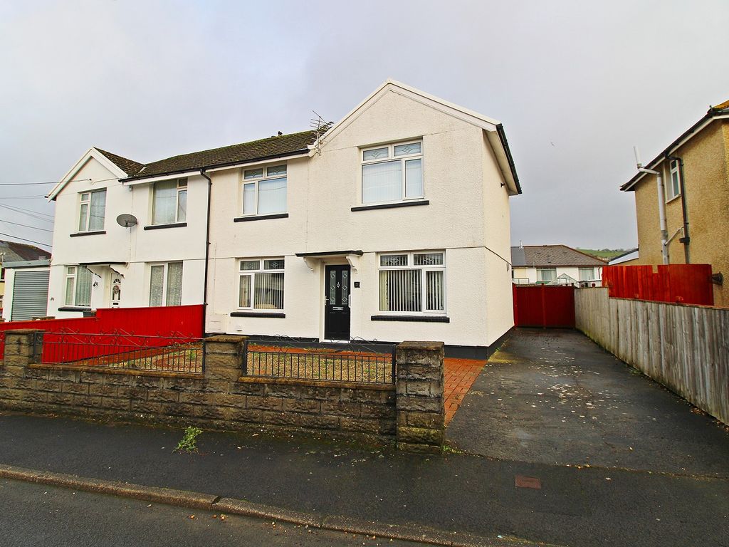 3 bed semi-detached house for sale in Heathfield Crescent, Bryncae, Llanharan, Pontyclun, Rhondda Cynon Taff. CF72, £215,000