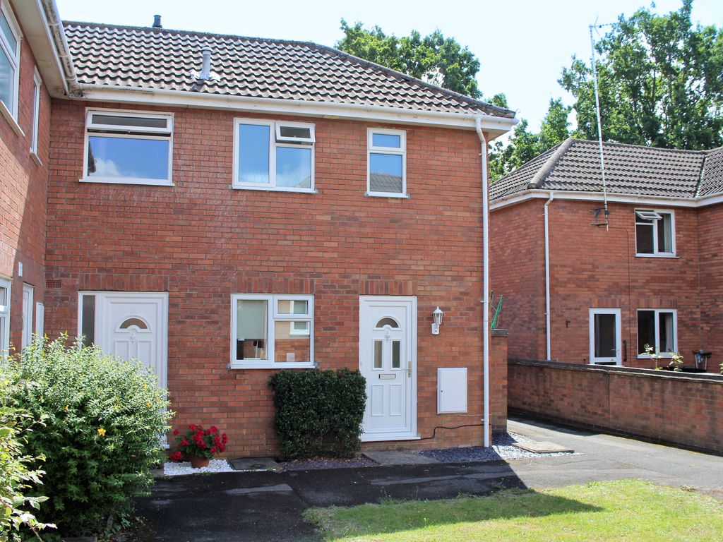 1 bed end terrace house for sale in Lalande Close, Wokingham RG41, £267,500