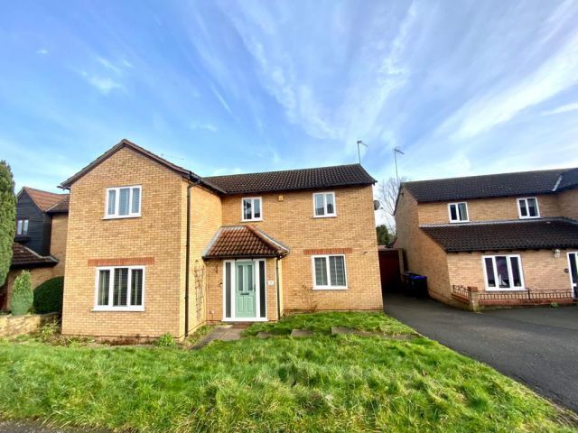 4 bed detached house for sale in Russet Drive, Little Billing, Northampton NN3, £375,000