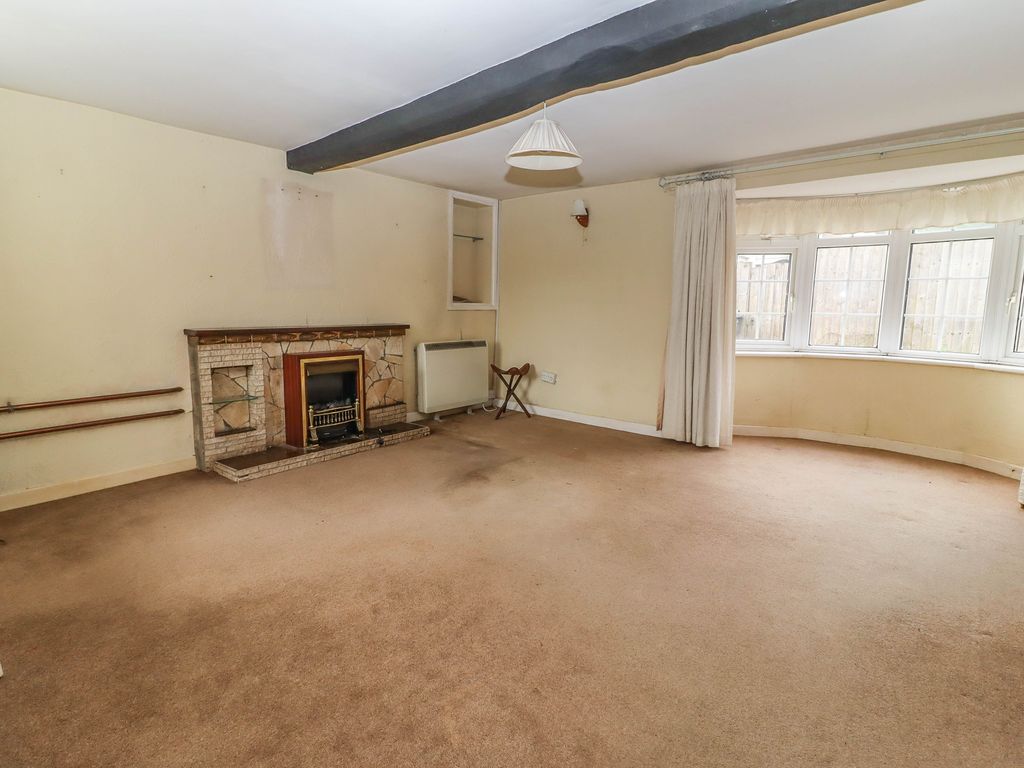 2 bed cottage for sale in Netheravon, Salisbury, Wiltshire SP4, £240,000