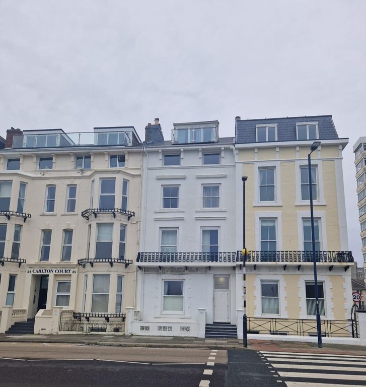 1 bed flat for sale in South Parade, Southsea PO5, £139,000