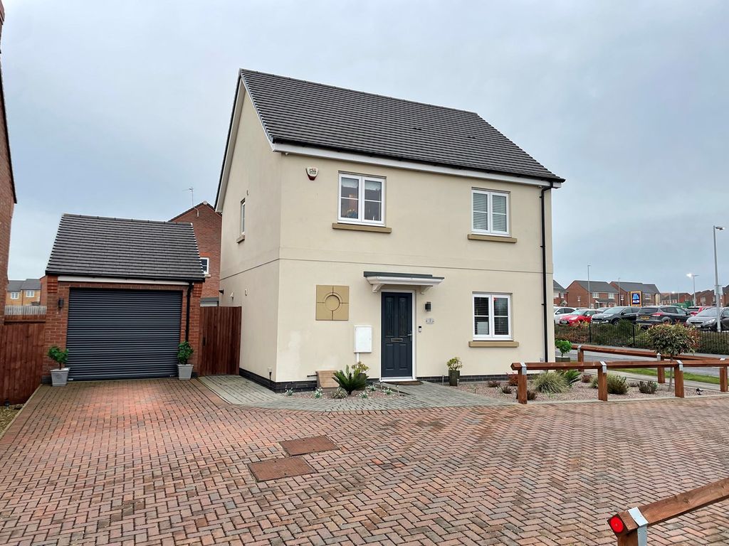 3 bed detached house for sale in Buxton Crescent, Broughton Astley, Leicester LE9, £320,000