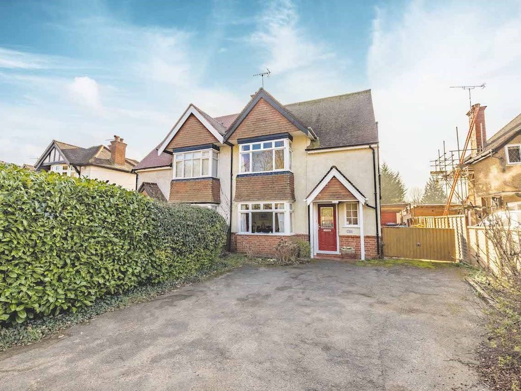 4 bed semi-detached house for sale in Windsor Road, Maidenhead SL6, £595,000
