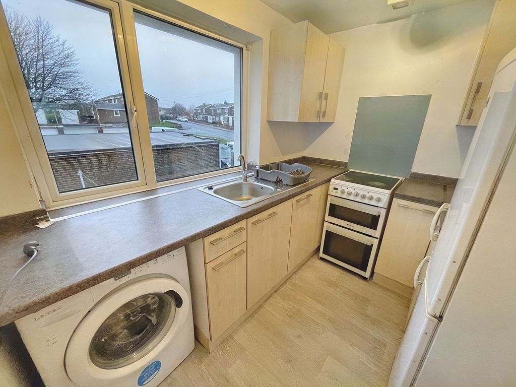 2 bed flat for sale in Middleham Road, Newton Hall, Durham DH1, £85,000